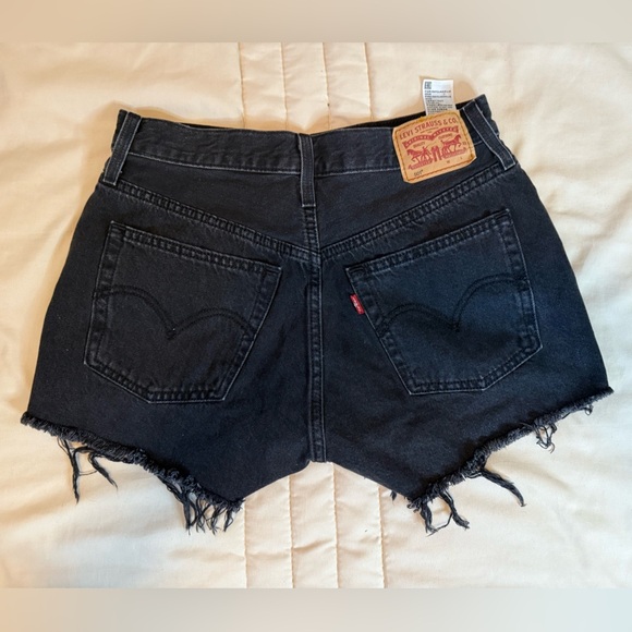 Levi's 501 Black Frayed Jean Shorts - Picture 2 of 7